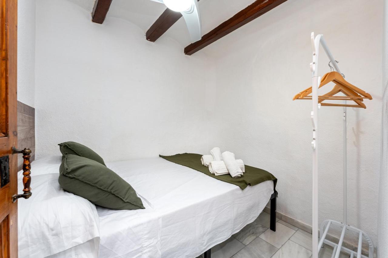 Hauzify I Domus Tarragona Apartment Luaran gambar