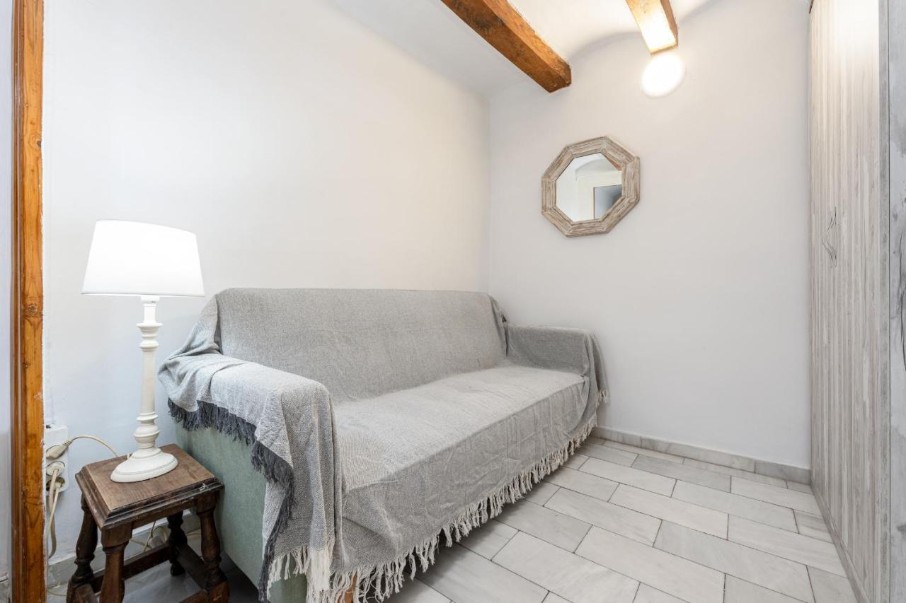 Hauzify I Domus Tarragona Apartment Luaran gambar