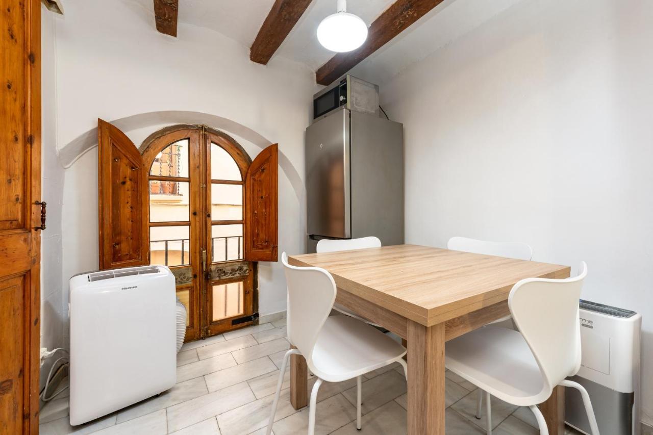 Hauzify I Domus Tarragona Apartment Luaran gambar